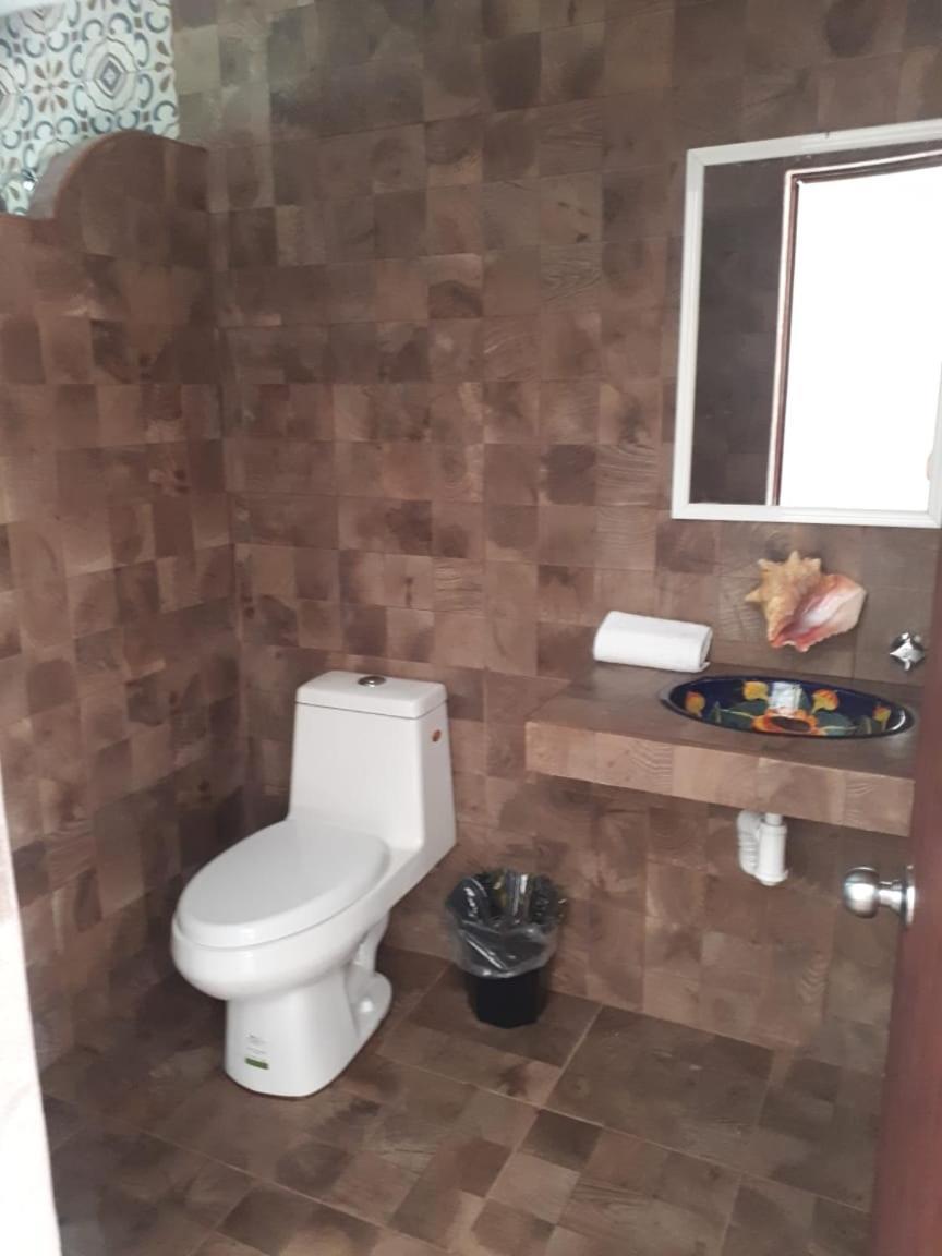 Casa Victoria Hotel Zihuatanejo Esterno foto